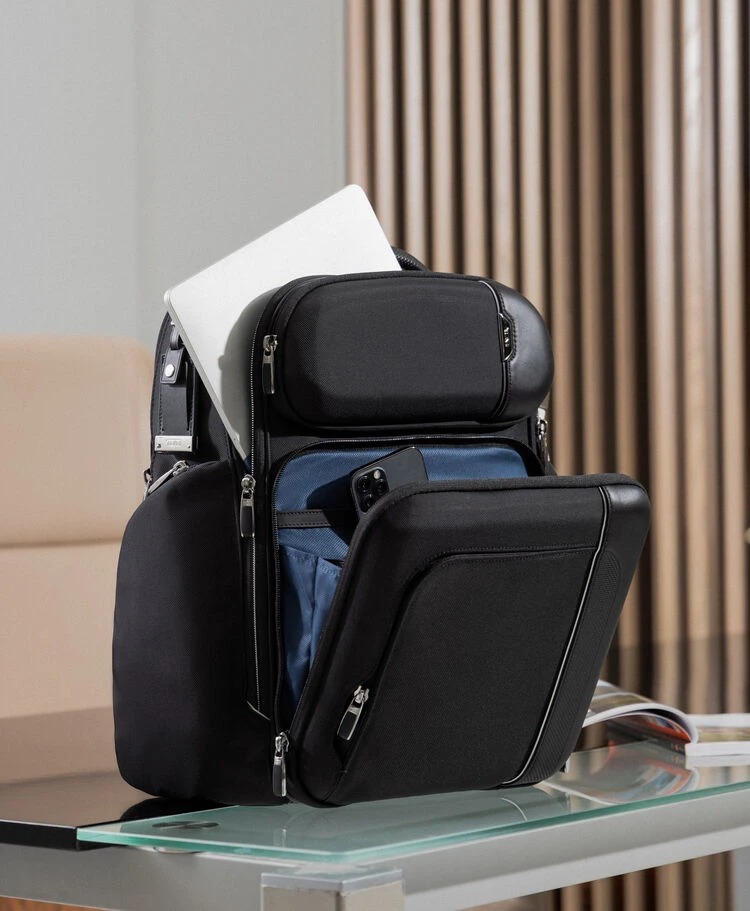 Tumi ARRIVÉ Barker Backpack BLACK - Image 8