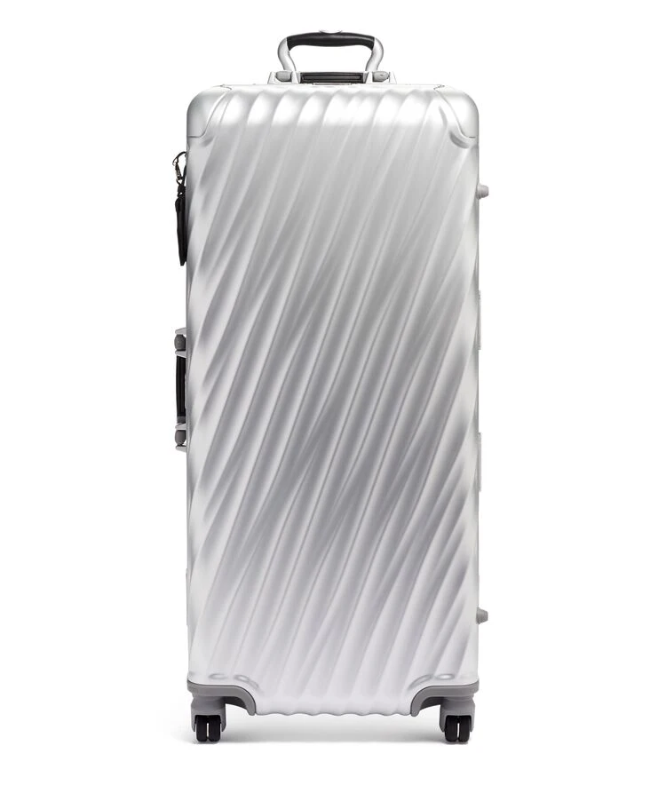 Tumi 19 DEGREE ALUMINUM Rolling Trunk SILVER
